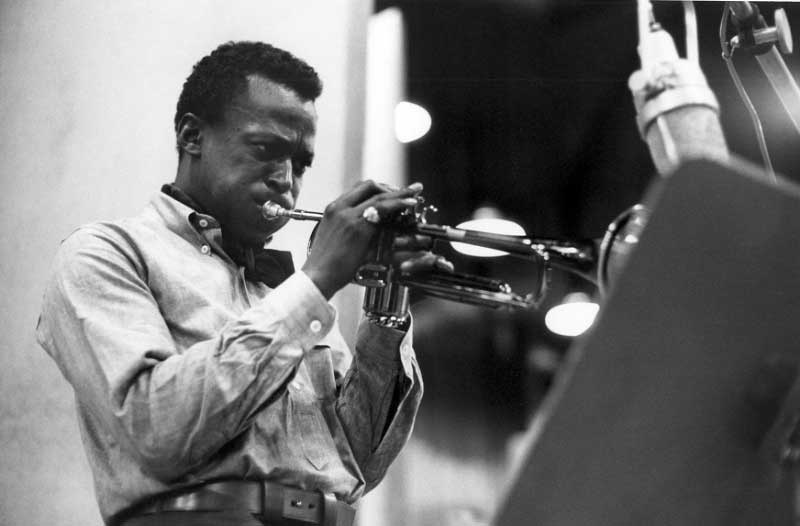 Miles Davis Tüm Zamanların En İyi Caz Sanatçısı Seçildi
