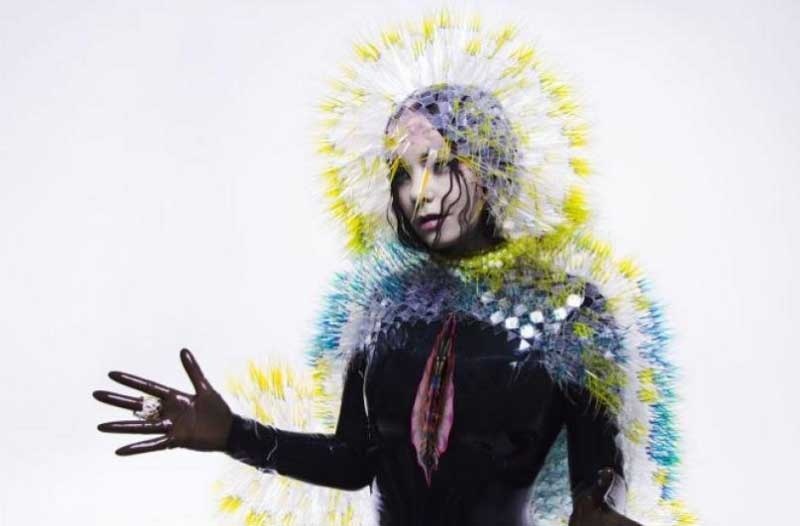 Björk’ün Sanal Gerçeklik Video Sergisi