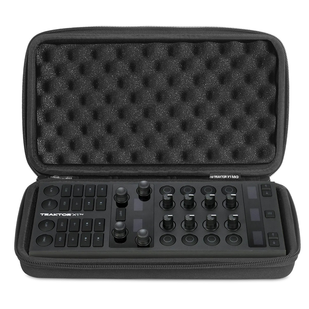 UDG U8503BL Creator NI Traktor Z1 MK2/ X1 MK3 Hardcase Black