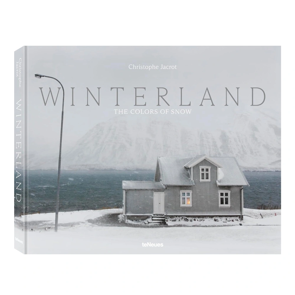 Winterland: The Colors of Snow