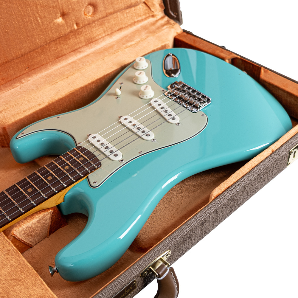 Fender Custom Shop 1959 Stratocaster NOS Gülağacı Klavye Surf