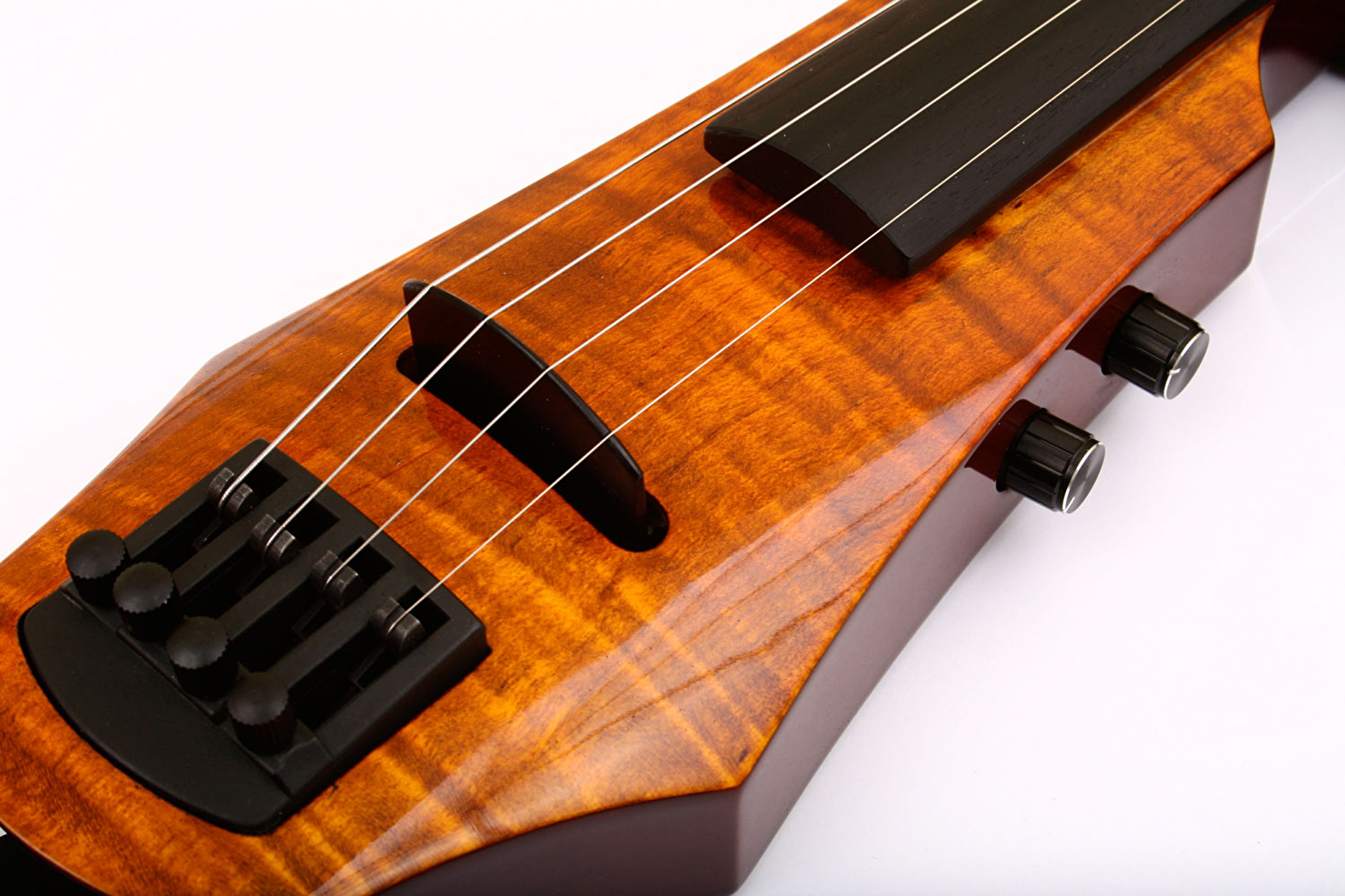 NS DESIGN WAV4 VN AB Polar Piezo Manyetikli Transparan Amberburst
