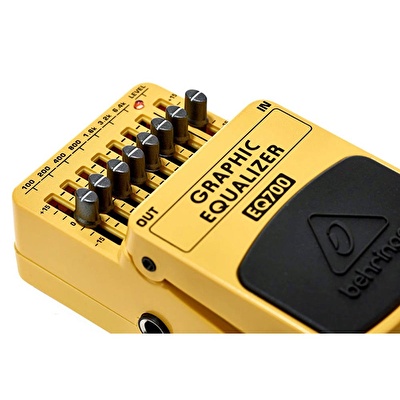 BEHRINGER EQ700 7-Bant Grafik Ekolayzer Pedal