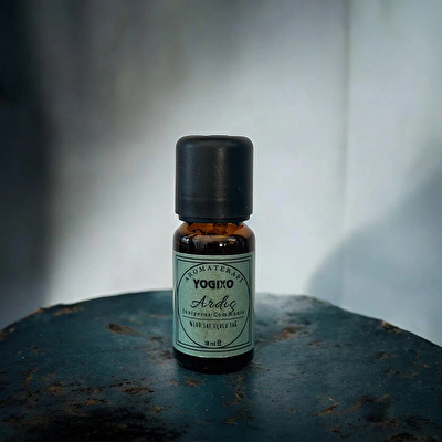 YOGIXO %100 Saf Uçucu Yağ - Ardıç - Juniperus Communis 10 ml