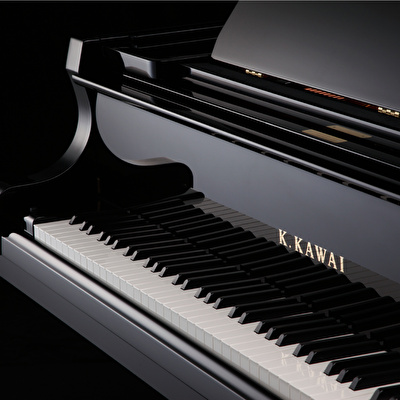 KAWAI GX-1 W/BWP Parlak Ceviz Rengi 166 CM Kuyruklu Piyano