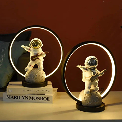 GIFTPOINT Usb Led Lamba Astronot 1/S