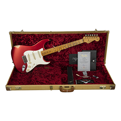 Fender Custom Shop S21 Limited Edition 1957 Stratocaster Relic Akçaağaç Klavye Aged Candy Apple Red Elektro Gitar