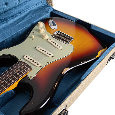 Fender Custom Shop Limited Edition Fat 1959 Stratocaster Relic Chocolate 3 Ton Sunburst Elektro Gitar