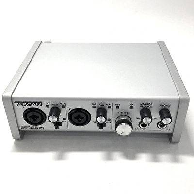 TASCAM SERIES-102İ Ses Kartı