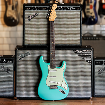 Fender Custom Shop 1959 Stratocaster G la ac Klavye NOS Sea Foam