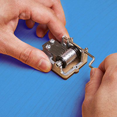 KIKKERLAND Müzik Kutusu Singing In The Rain