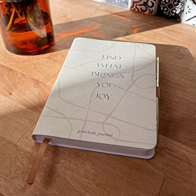 DESIGNWORKS INK Tükenmez Kalemli Defter - Brings You Joy