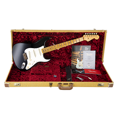 Fender Custom Shop W21 Limited Edition 1957 Stratocaster Journeyman Relic Akçaağaç Klavye Aged Black Elektro Gitar