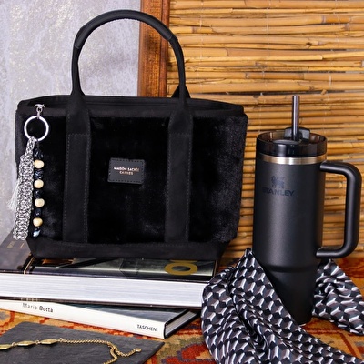 MAISON SACREE Miramar Peluş Siyah Extra Mini Kol Çantası