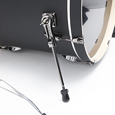 TAMA IP52H6WBN-BOB - Imperialstar Blacked Out Black 5 Parça (22B/10T/12T/16F/14S) Aksamlı Akustik Davul Seti