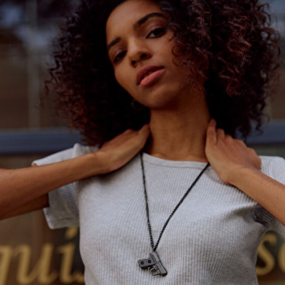 METALMORPHOSE Necklace Pistol