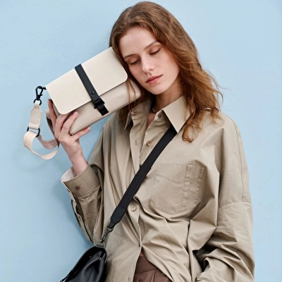 GASTON LUGA Spläsh Crossbody Bag - Cloud Cream