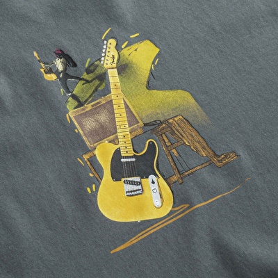 KAFT X FENDER X ZUHAL Uprising - Storm - Tasarım T-Shirt - Unisex