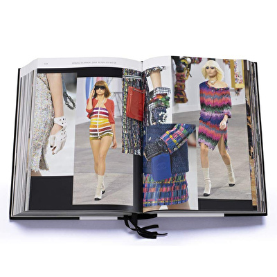 Chanel Catwalk The Complete Collections