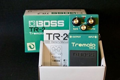 BOSS TR-2 Tremolo