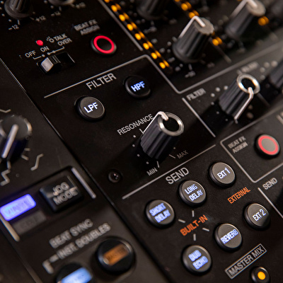 PIONEER DJ by ALPHATHETA DJM-V10 6 Kanal DJ Mikseri