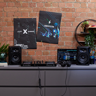PIONEER DJ by ALPHATHETA DM-50D 5" Referans Monitörü (Çift)
