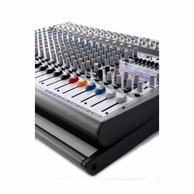 BEHRINGER EUROPOWER PMP6000 1600W 20 Kanal Power Mikser
