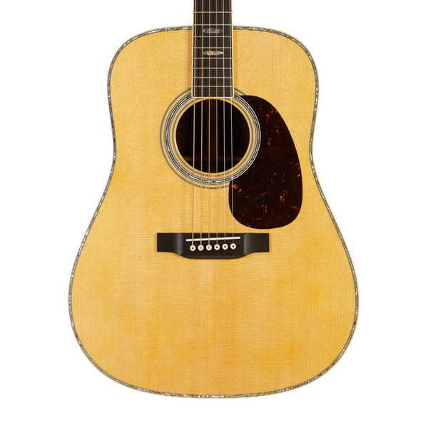 MARTIN D-41 Akustik Gitar