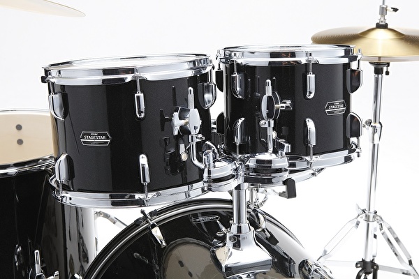 TAMA ST50H6C-BNS Stagestar Black Night Sparkle 5 Parça (20B/10T/12T/14F/14S) Aksamlı ve Zilli Akustik Davul Seti