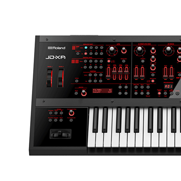 ROLAND JD-XA Synthesizer (Mağaza Demo Ürünü)