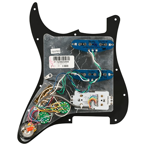 Fender Strat Quadra Tap Ultra Noiseless HSS Black 11 Hole PG Manyetikli Pickguard Seti