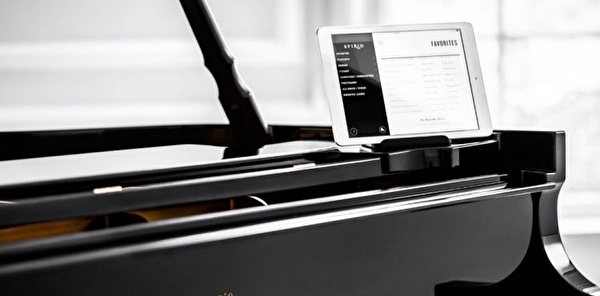 STEINWAY & SONS O-180 Spirio Parlak Siyah Kuyruklu Piyano