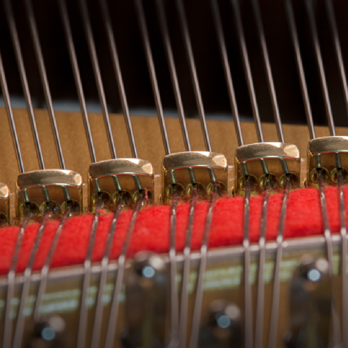 KAWAI GL-10 WH/P Parlak Beyaz 153 CM Kuyruklu Piyano