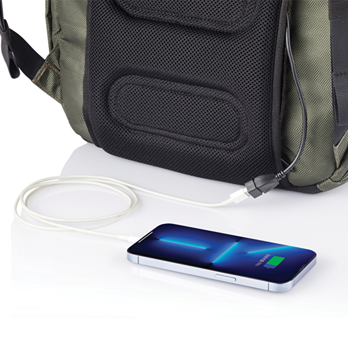 XD DESIGN Bobby Explore 17" Inç Uyumlu Suya Dayanıklı Usb Şarj Girişli Hırsızlık Önleyici Sırt Çantası