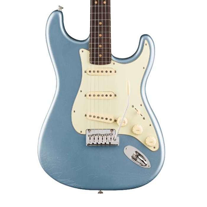 Fender American Ultra Luxe Vintage 60s Stratocaster Gülağacı Klavye Ice Blue Metallic Elektro Gitar