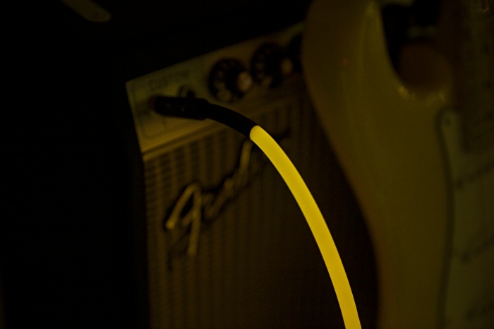 Fender Professional Glow in the Dark Cable 3 Metre Turuncu Kablo