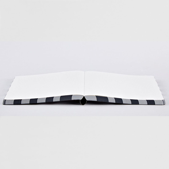 NUUNA Graphic L - Super Star Defter