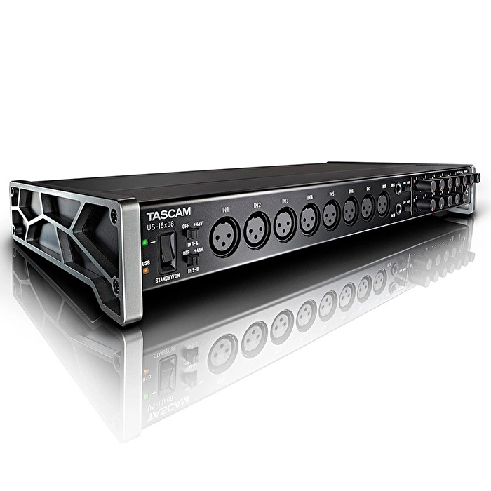 TASCAM US-16X08 Ses Kartı