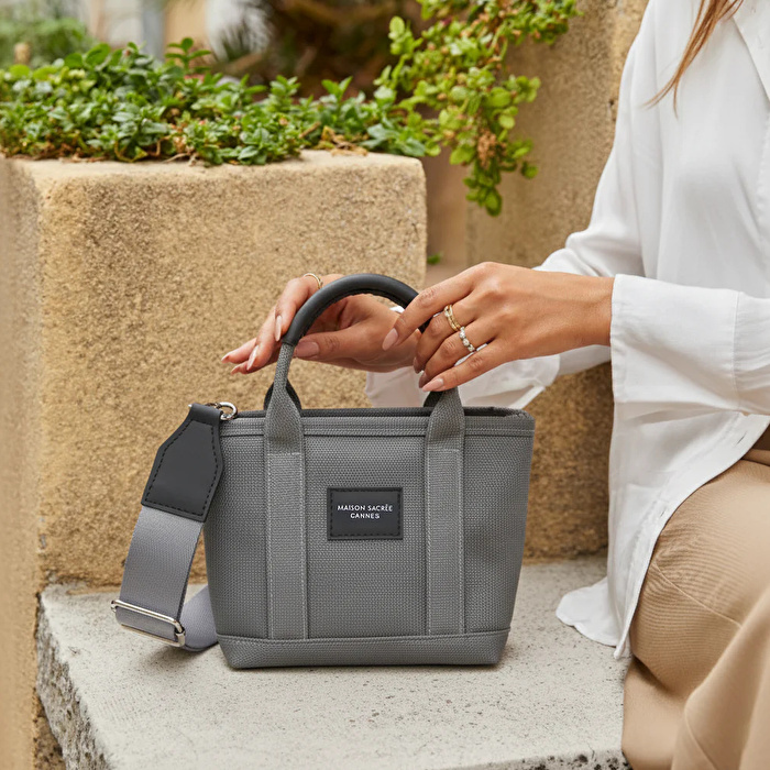 MAISON SACRE Miramar Winter Gri Extra Mini Kol Çantası