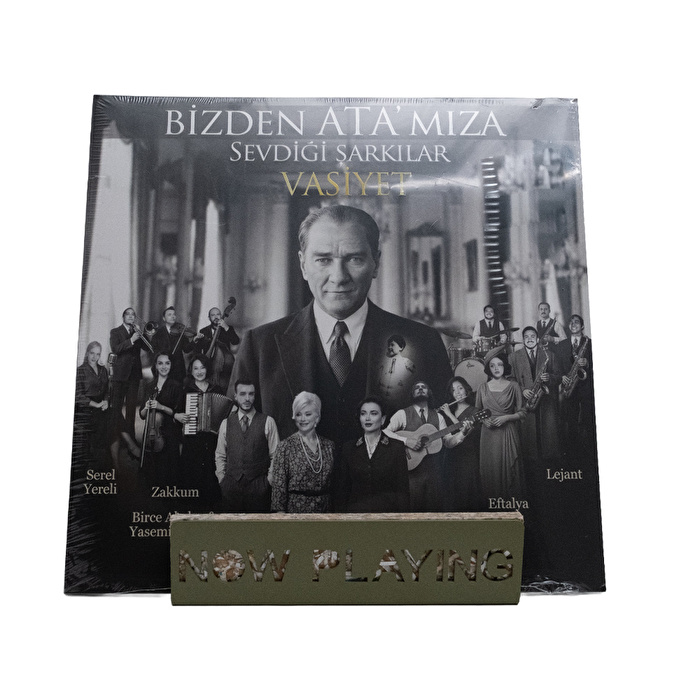 BYDA "Now Playing" Plak Display Standı Adaçayı Yeşili