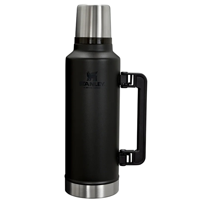 STANLEY The Legendary Classic Bottle 1.9L / 2.0QT Black 2.0