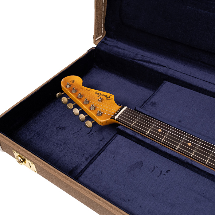 Fender Custom Shop 1961 Stratocaster Super Heavy Relic Aged Surf Green Over 3 Renk Sunburst Elektro Gitar