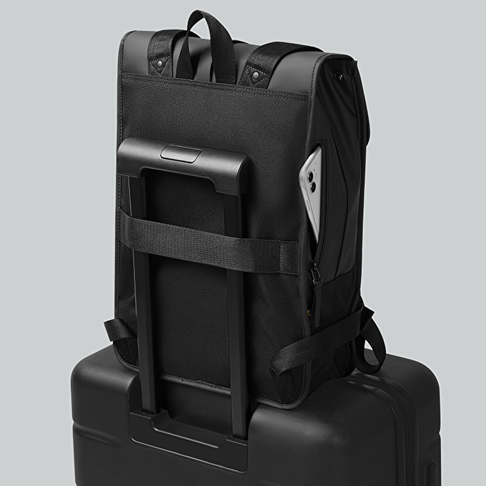 GASTON LUGA Dash  Laptop Bölmeli Sırt Çantası - 13"/14" Siyah