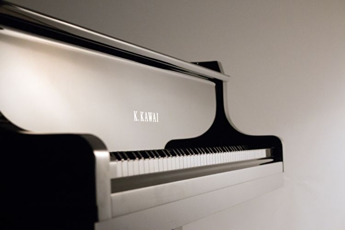 KAWAI GL-30 M/PEP Parlak Siyah 166 CM Kuyruklu Piyano