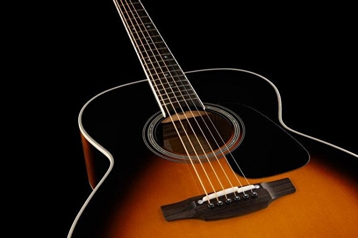 Takamine P6NC-BSB  NEXC CT4-DX WC Elektro Akustik Gitar