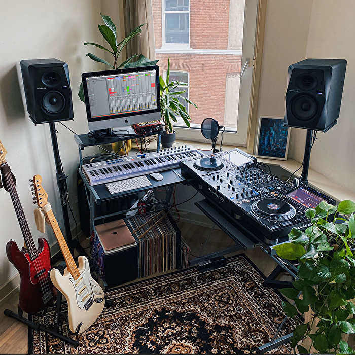 PIONEER DJ by ALPHATHETA VM-50-W 5" Referans Monitörü(Beyaz) (Tek)